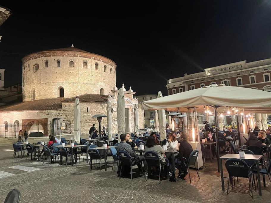 Duomo Apartment Брешия Экстерьер фото